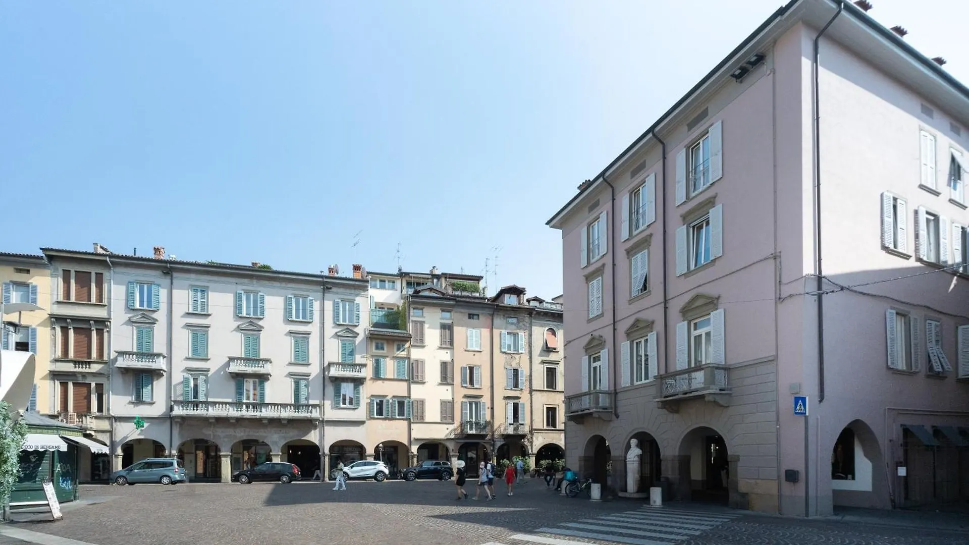 Al Donni Aircon City Center Bergamo 0*,  Italy